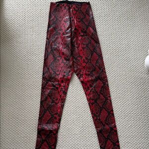 Commando Red Snake Print Leggings